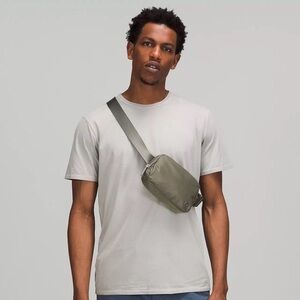 Lululemon Everywhere Belt Bag 1L
